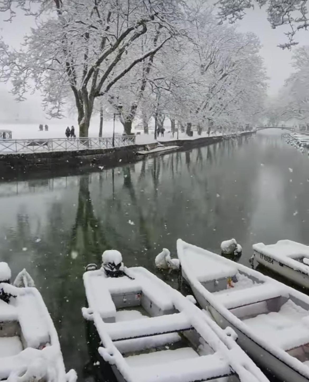 Annecy Sainte Claire Duplex Gare-Lac 4E Etage 4Ou6 Personnes Εξωτερικό φωτογραφία
